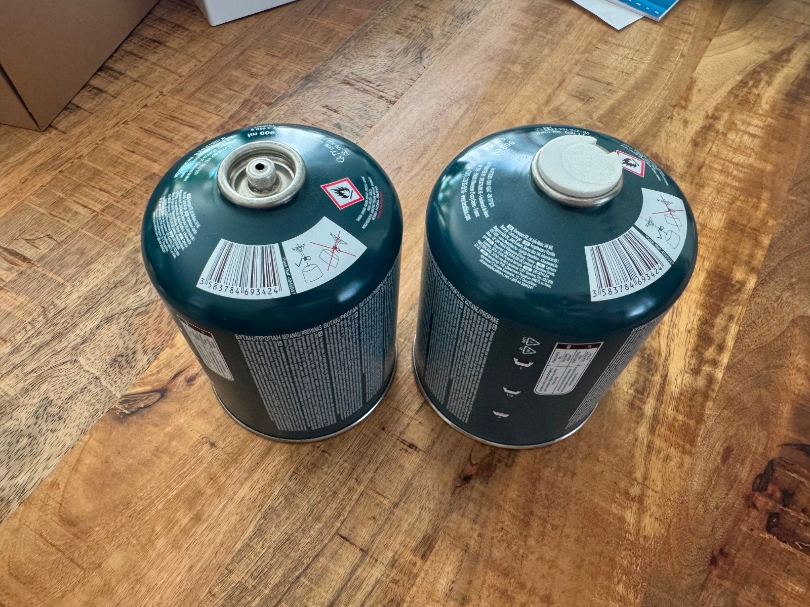 Twee keer gaspatroon met schroefaansluiting 450gram, Ophalen, Nieuw