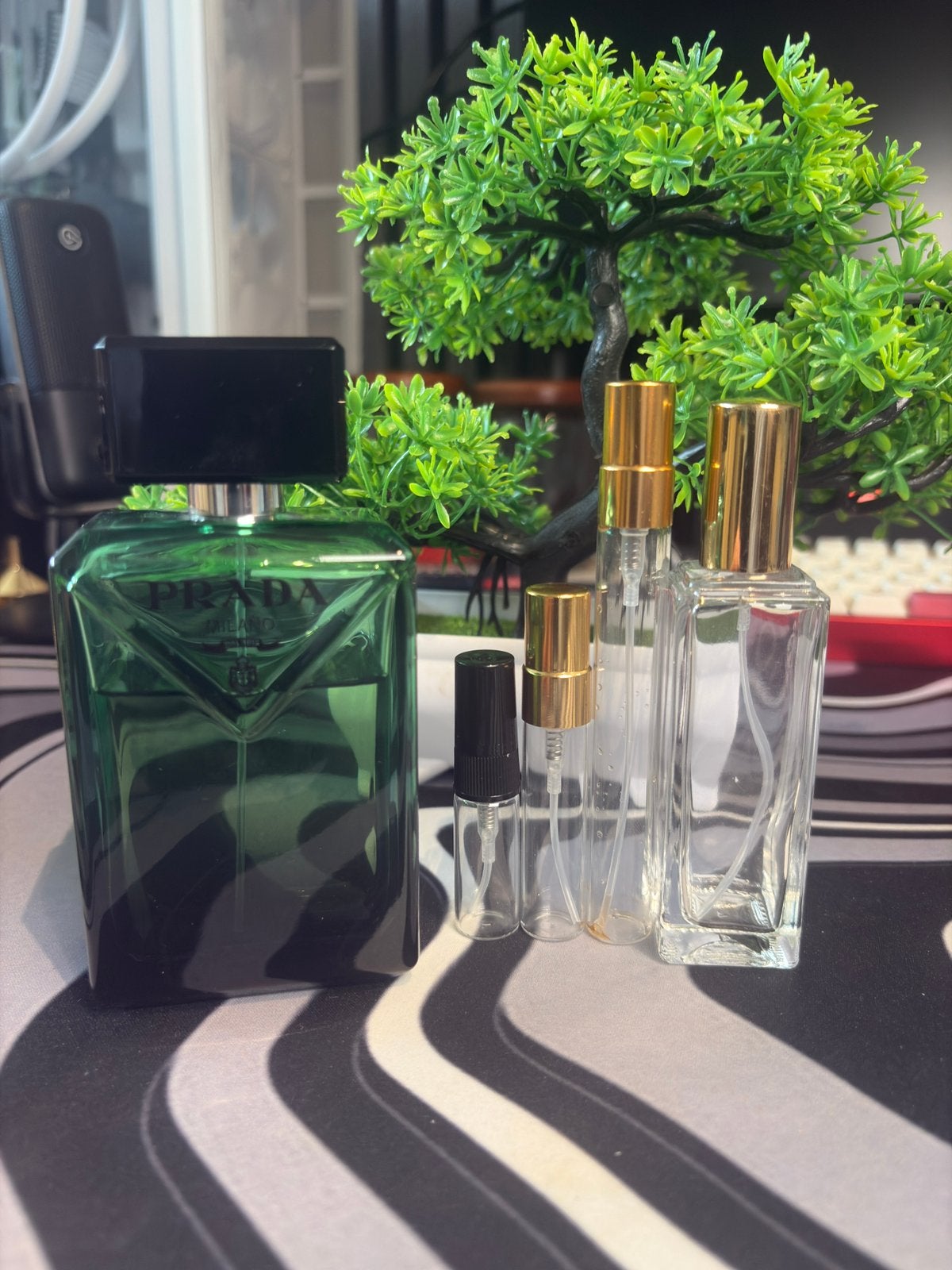 Prada - Paradigme Sample/Decant/Tester, Sieraden, Tassen en Uiterlijk, Uiterlijk | Parfum, Ophalen, Zo goed als nieuw