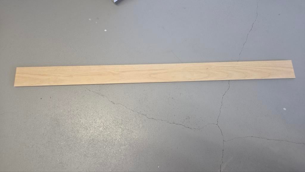 IKEA RAMSÅS wandpaneel essenpatroon 143x10cm, Doe-het-zelf en Verbouw, Hout en Planken, Ophalen of Verzenden, Nieuw, Minder dan 200 cm