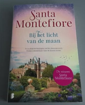 Bij het licht van de maan  Santa Montefiore, Ophalen of Verzenden, Gelezen, Europa overig