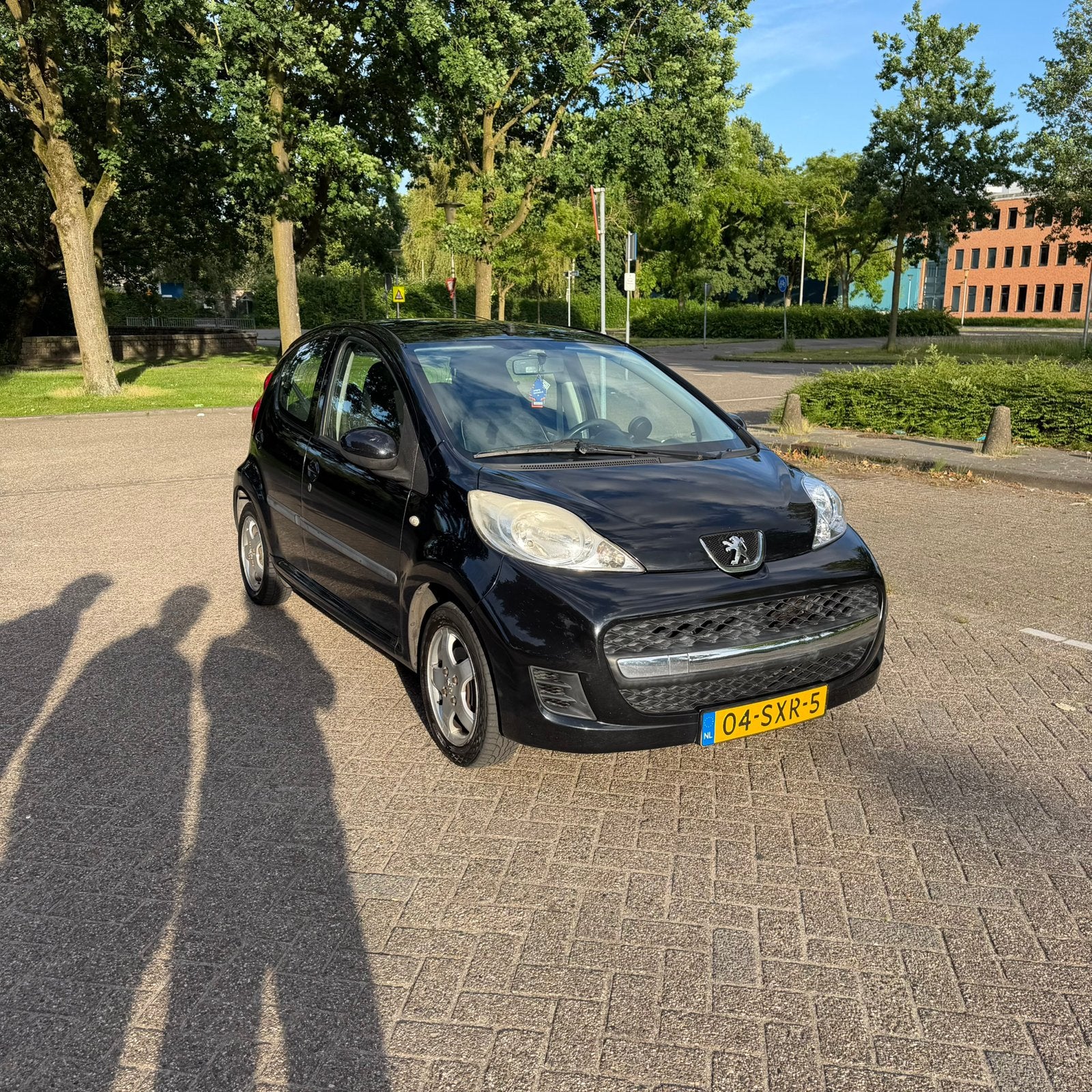 Peugeot 107 1.0 12V 5DR Airco 2011 Zwart, Voorwielaandrijving, 4 stoelen, Origineel Nederlands, Handgeschakeld