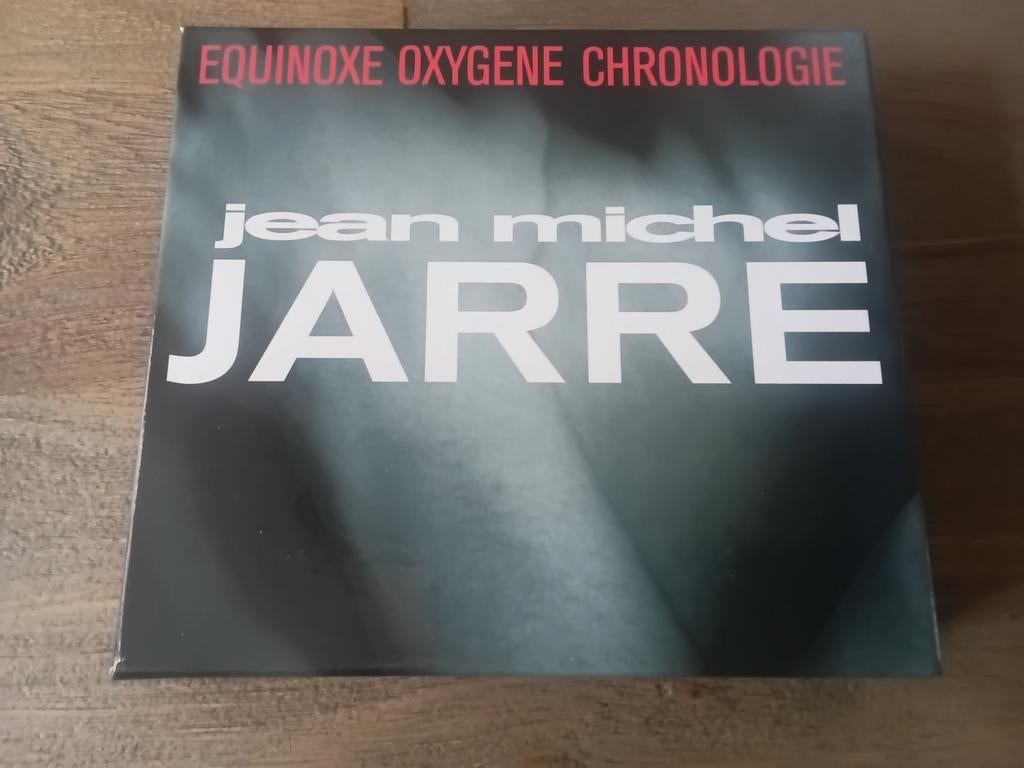 Jean Michel Jarre Box met 3 cd's, Cd's en Dvd's, Vinyl | Pop, Ophalen of Verzenden, Zo goed als nieuw, Overige formaten