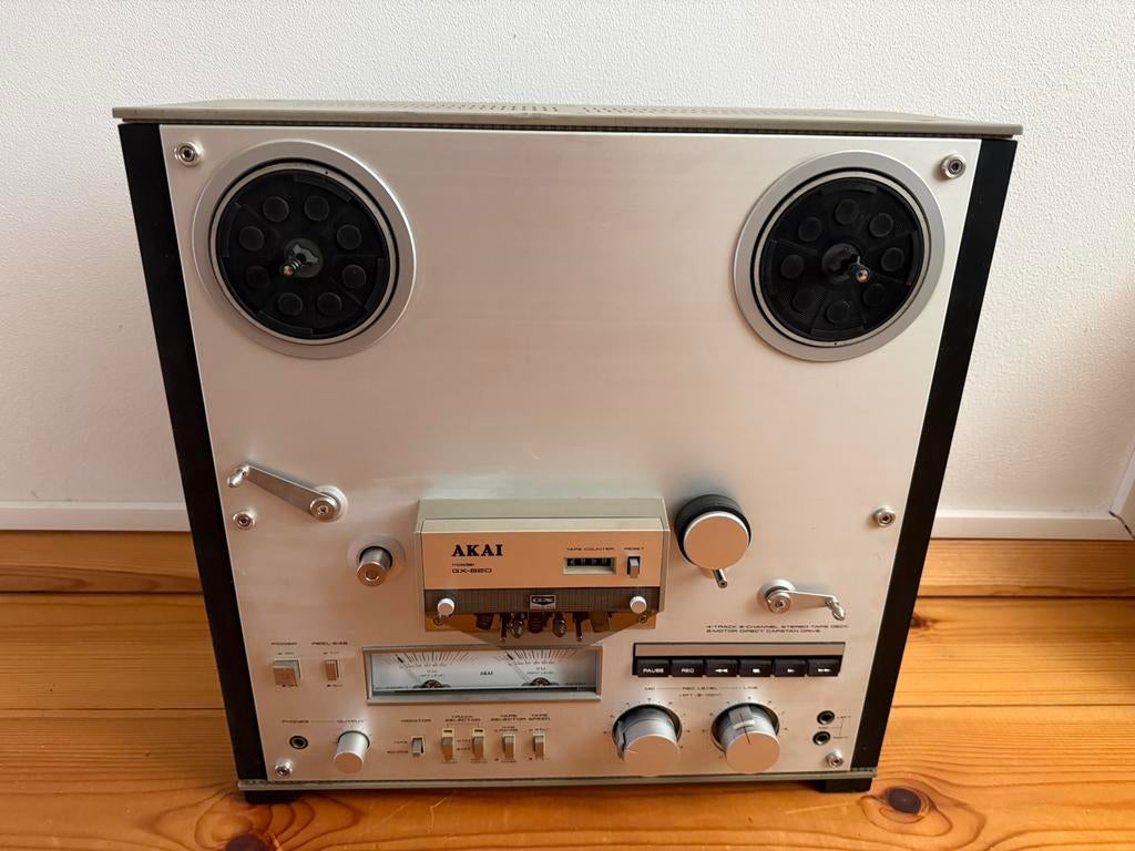 AKAI GX-620 te koop aangeboden, Audio, Tv en Foto, Bandrecorders, Ophalen of Verzenden, Bandrecorder, Met stofkap