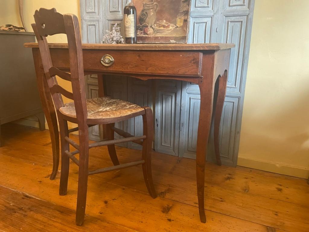 Charmante Tafel Keukentafeltje Bijzettafel Werktafel Frans, Ophalen