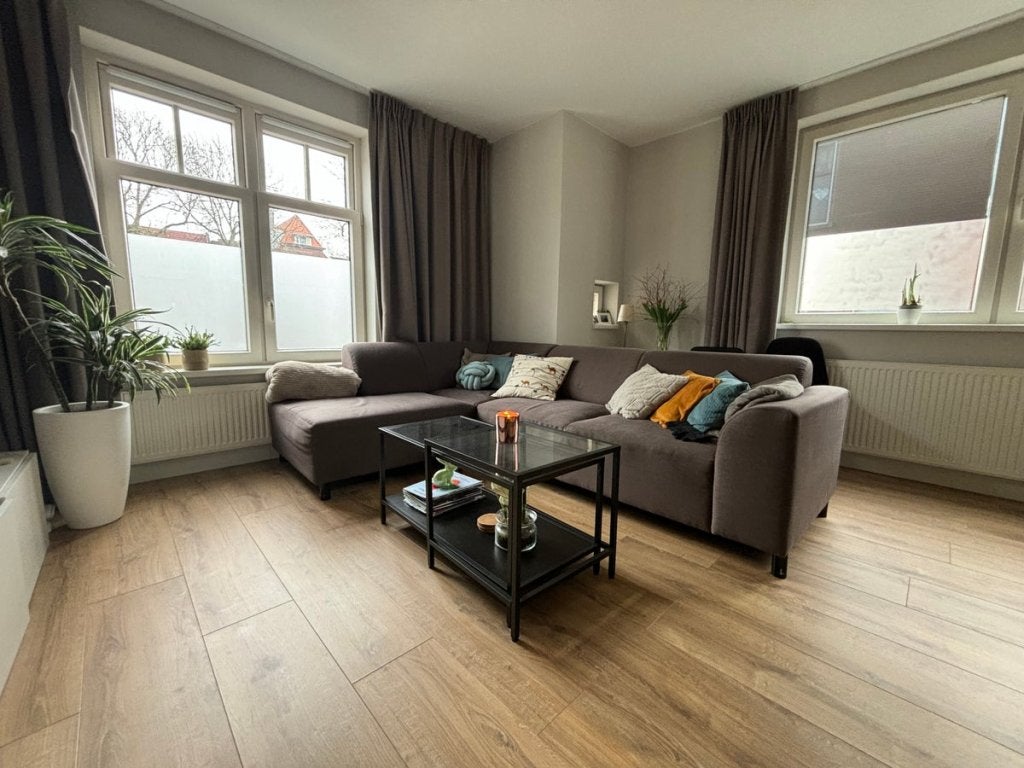 NIEUW! Woonruimte te huur Randweg, Rotterdam