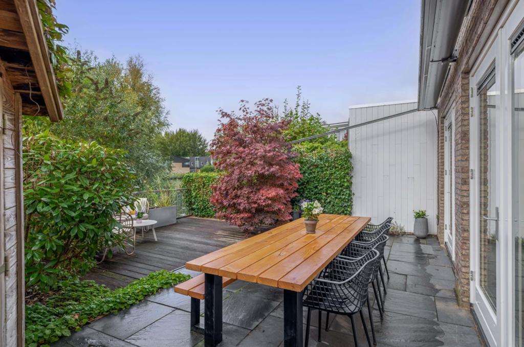 Luxe houten tuinset met tuinbank en 4 tuinstoelen, Tuin en Terras, Ophalen, Gebruikt, Bank, 8 zitplaatsen