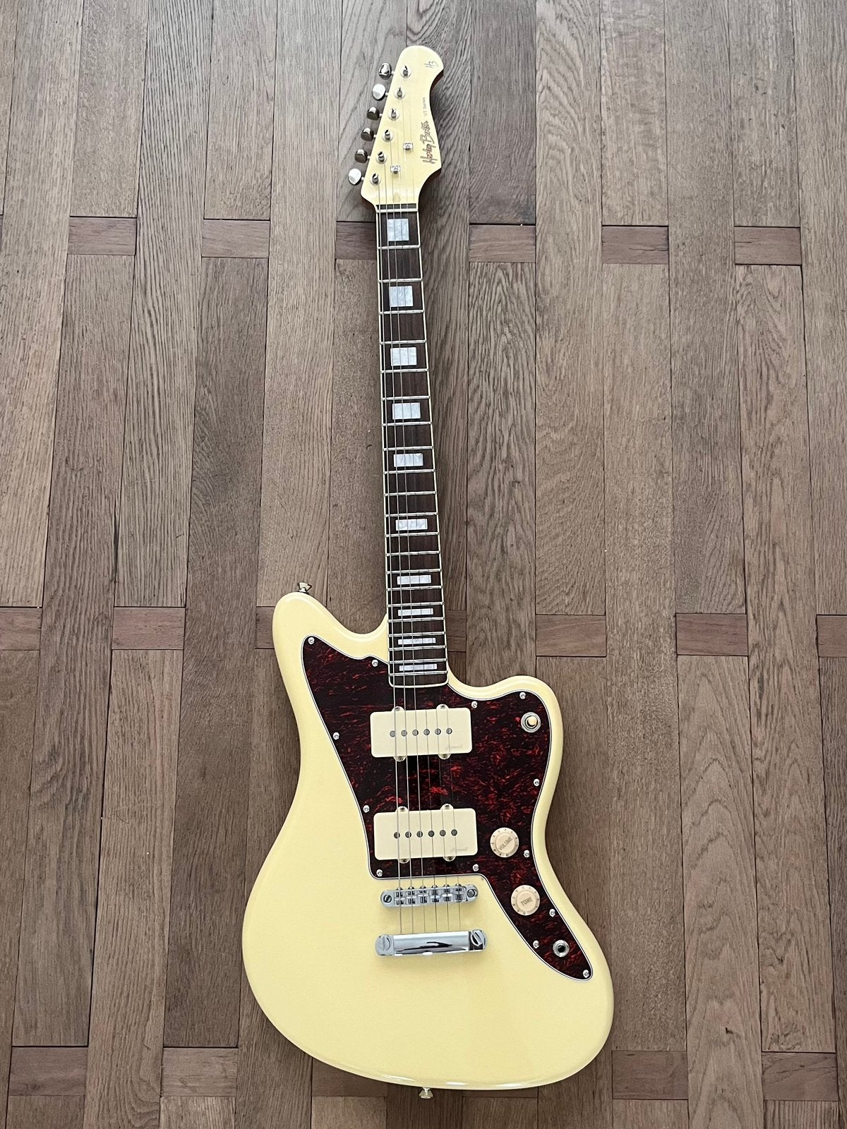 Harley Benton Jazzmaster, Ophalen, Zo goed als nieuw, Solid body, Overige merken