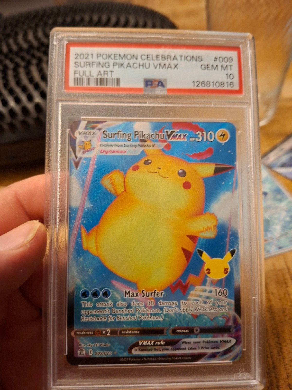 Surfing Pikachu VMAX Full Art PSA 10 - Pokémon Celebrations, Ophalen, Nieuw, Losse kaart, Foil
