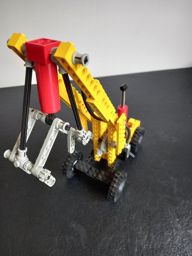 Technisch LEGO set 8040 - compleet met instructies - 1984, Gebruikt, Lego, Inclusief instructies, Ophalen of Verzenden