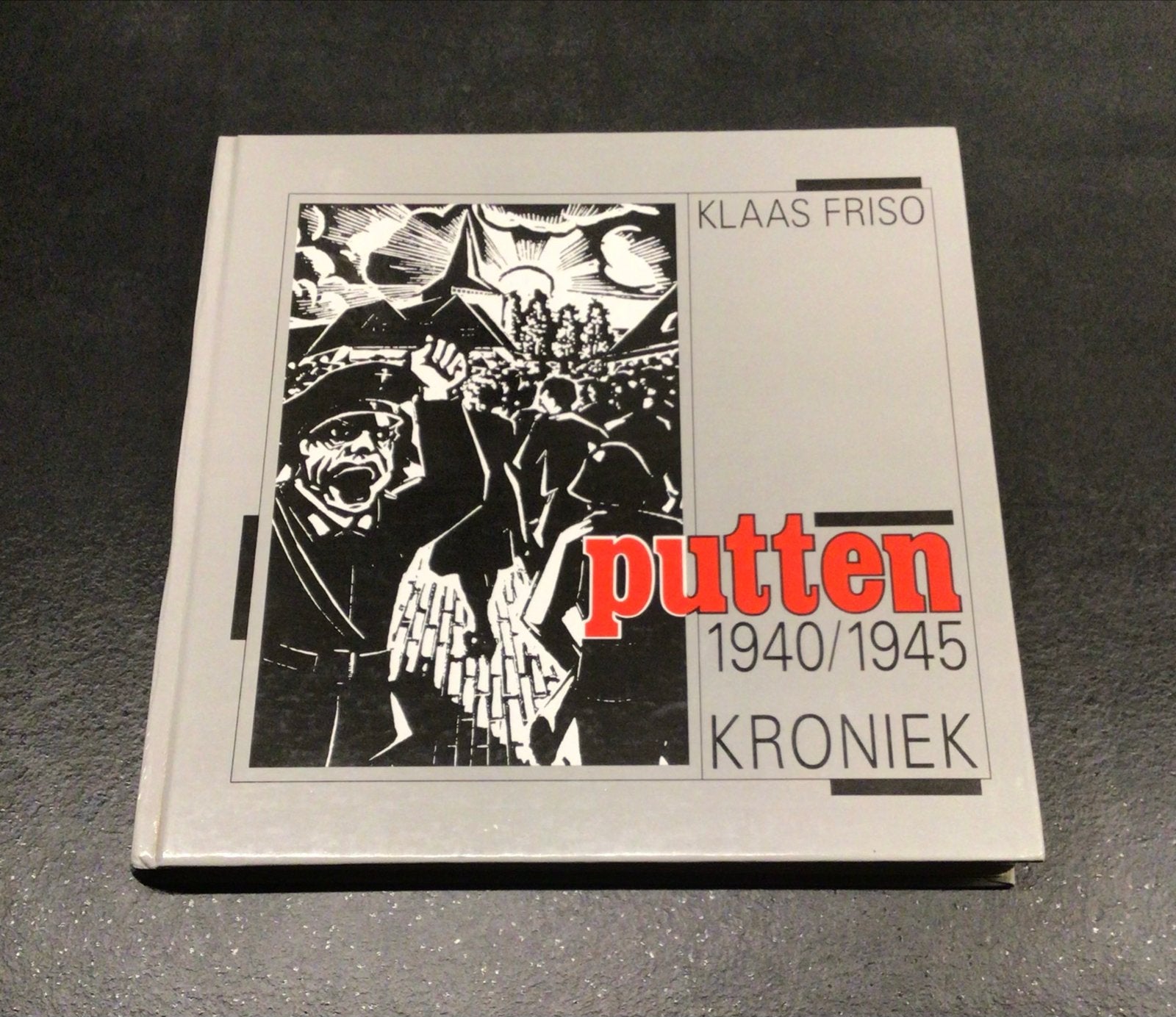Putten 1940/1945 Kroniek - Klaas Friso, Ophalen of Verzenden, 20e eeuw of later, Zo goed als nieuw