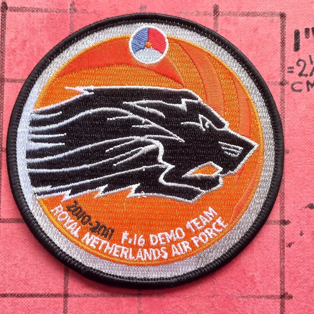 KLU LUCHTMACHT EMBLEEM PATCH F-16 SOLO DISPLAY TEAM 2010-11, Verzenden, Luchtmacht, Nederland, Embleem of Badge