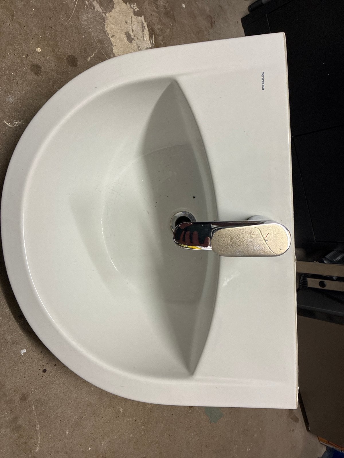 Twee Sanindusa wastafels met Grohe mengkranen, Ophalen, Gebruikt, Wastafel