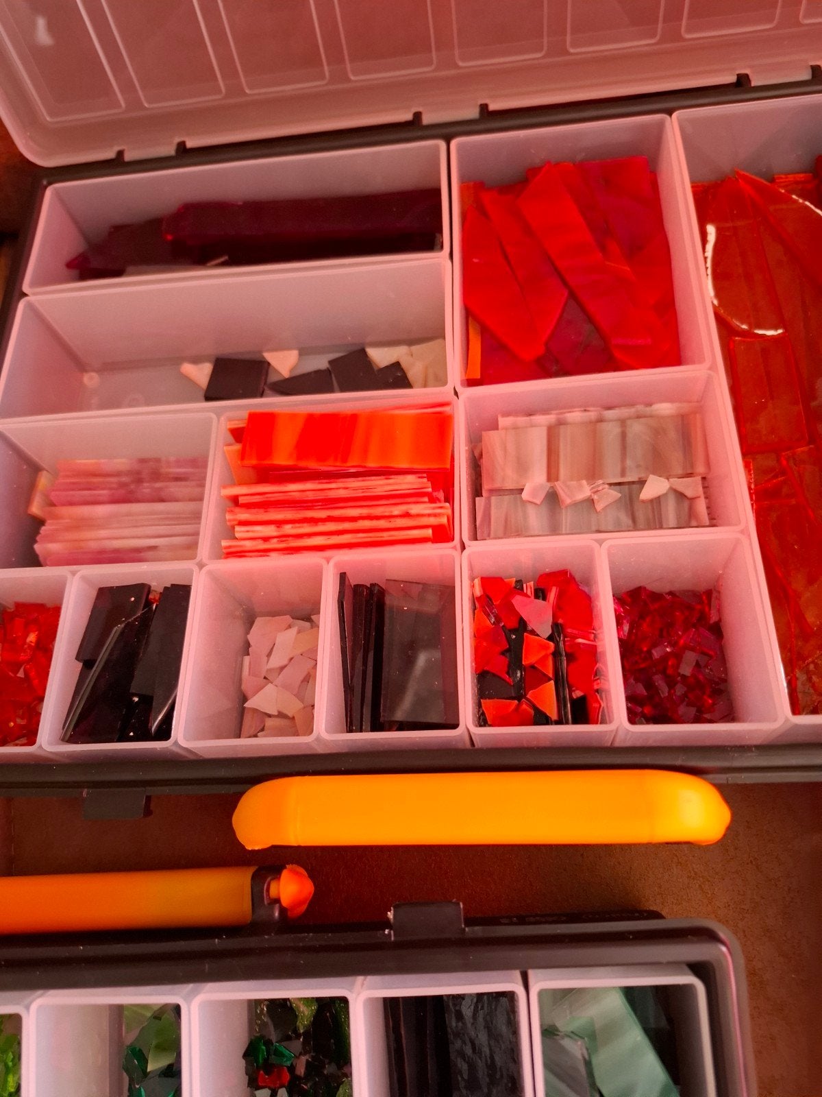 Diverse hobbyartikelen: Big Shot machine, snijmallen, glas, Hobby en Vrije tijd, Ophalen, Gebruikt, Glas, Knutselmateriaal