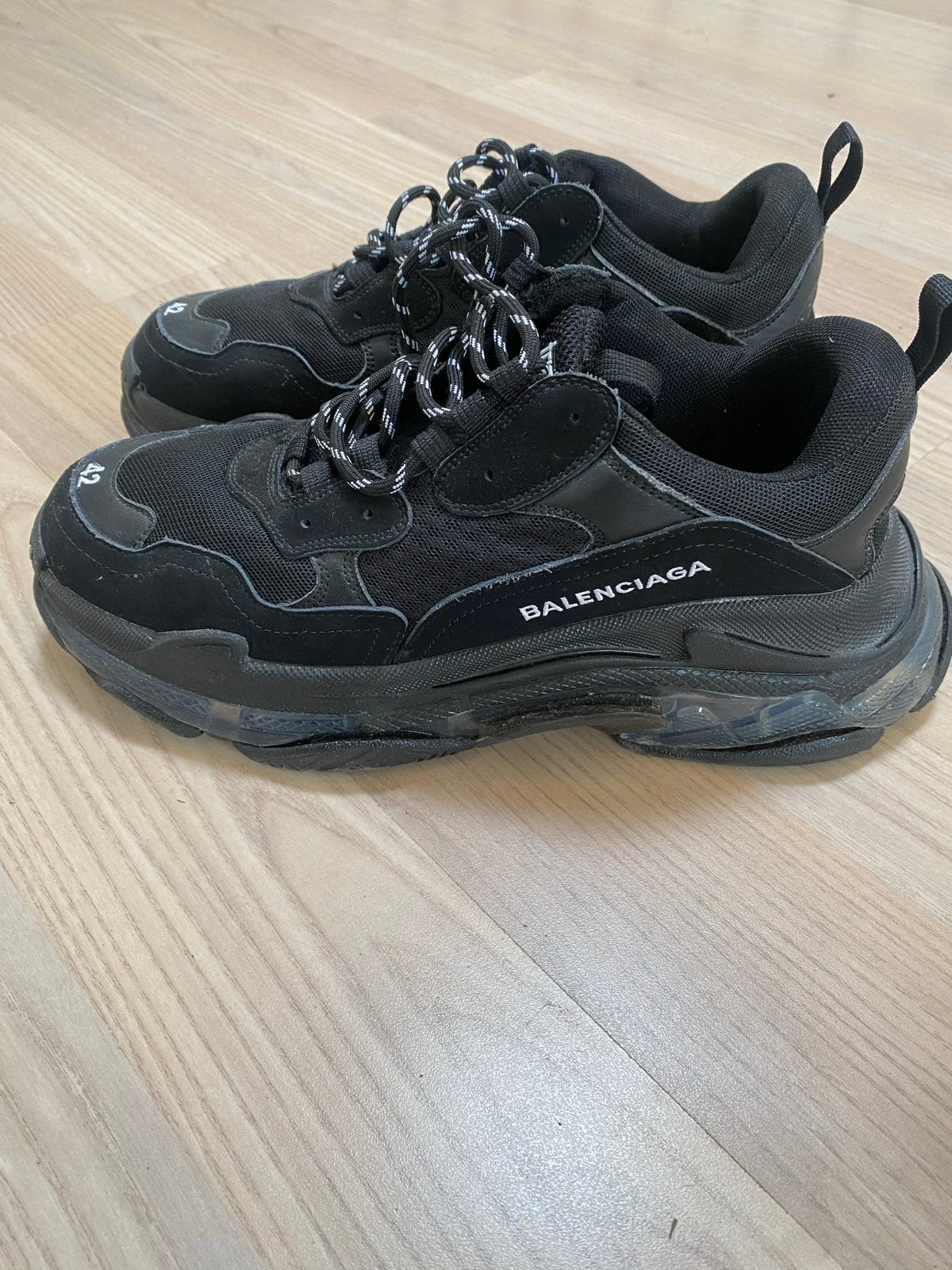 Balenciaga Triple S Sneakers Zwart Maat 42, Kleding | Heren, Ophalen of Verzenden, Zo goed als nieuw, Zwart, Sneakers of Gympen