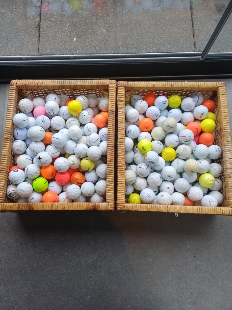 315 X Golfballen budget mix zie beschrijving, Sport en Fitness, Ophalen of Verzenden, Bal(len)