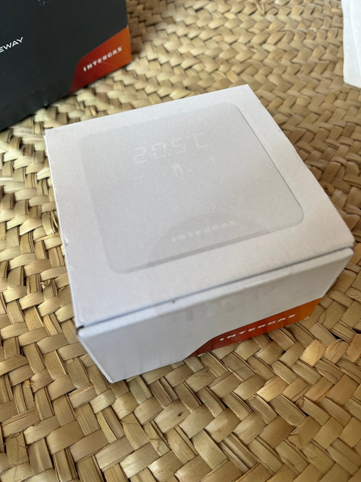 Intergas touch thermostaat en slimme gateway, Doe-het-zelf en Verbouw, Ophalen of Verzenden, Slimme thermostaat, Nieuw