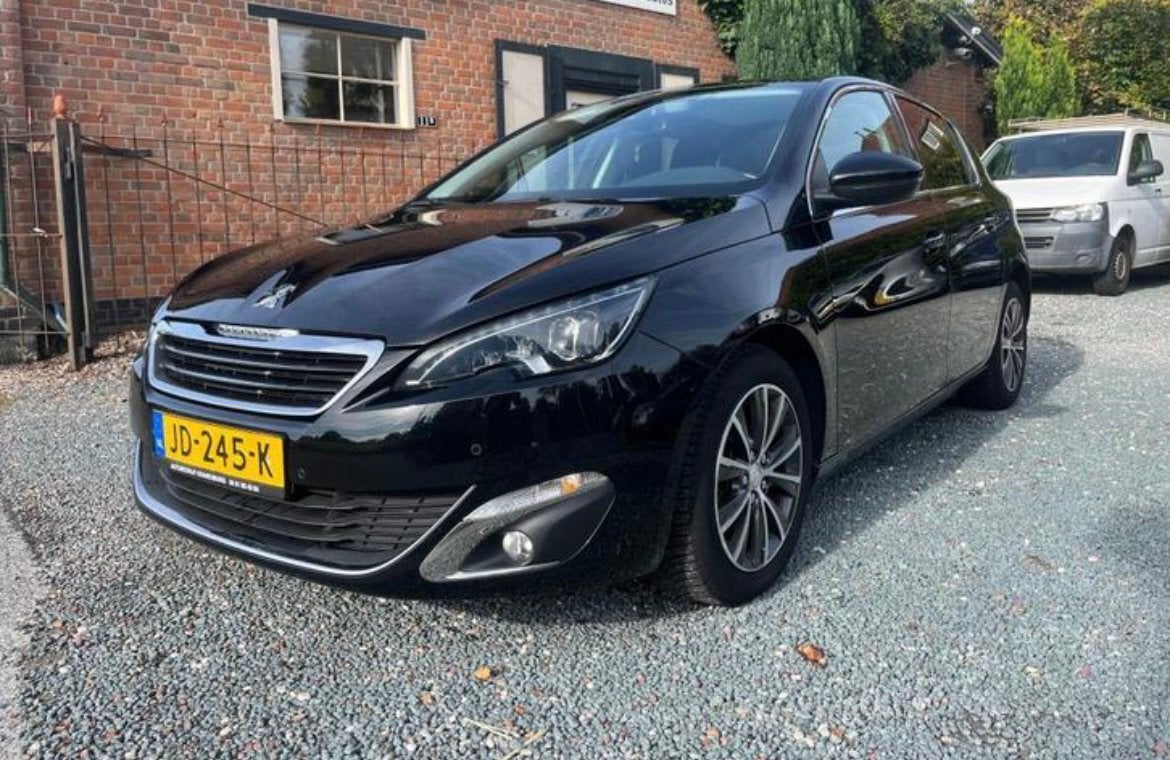 Peugeot 308 1.2 PureTech Blue Lease Premium/ panoramadak, Voorwielaandrijving, Origineel Nederlands, Handgeschakeld, 1065 kg