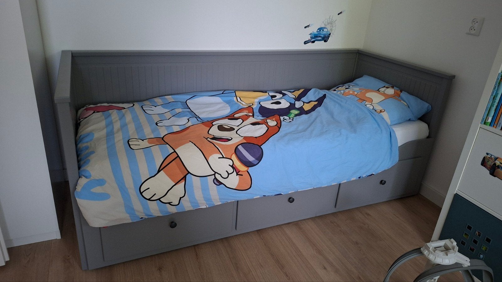 IKEA Hemnes bedbank met 3 lades - Grijs, Ophalen, Verstelbaar, Zo goed als nieuw, 80 cm