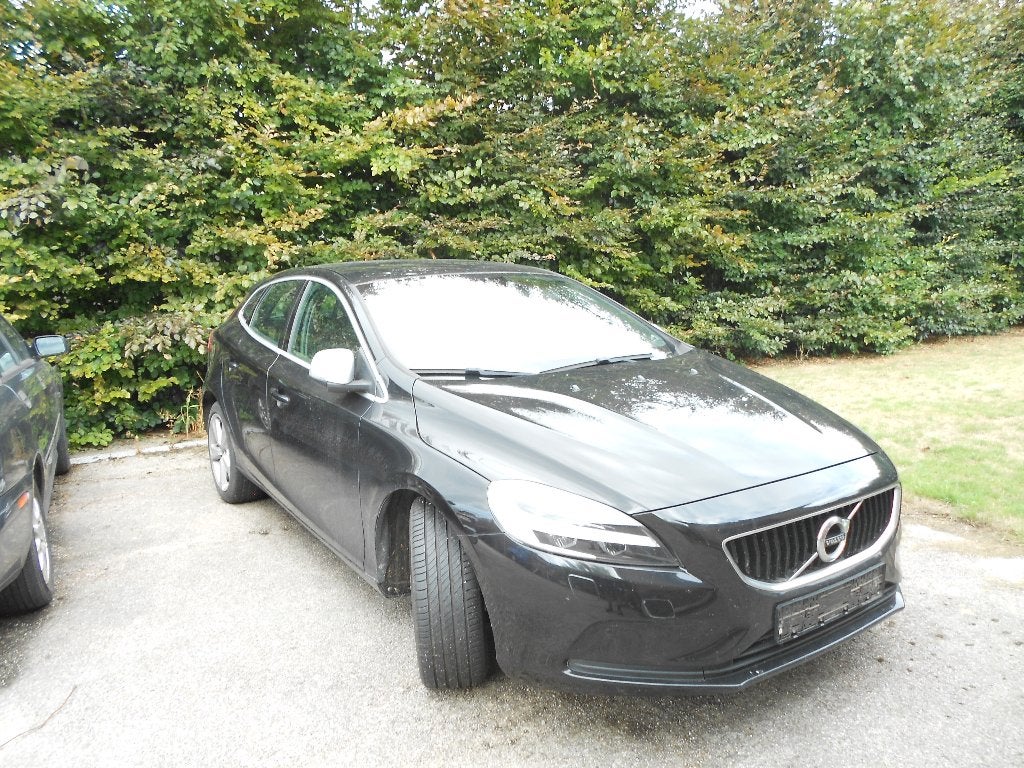 volvo v40, Auto's, Volvo, Voorwielaandrijving, 4 cilinders, Handgeschakeld, V40