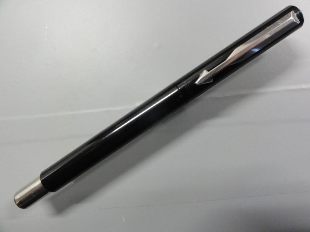 PARKER VECTOR VULPEN  NR. 13, Verzamelen, Pennenverzamelingen, Ophalen of Verzenden, Gebruikt, Vulpen, Parker