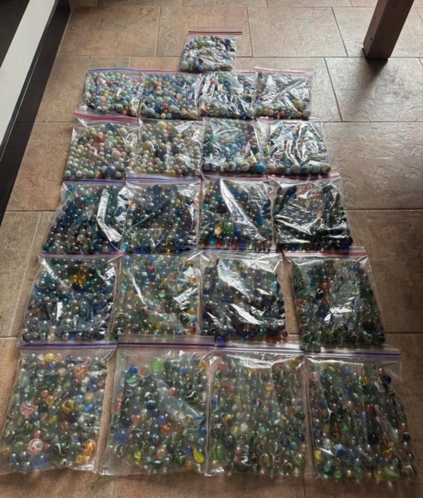 Hele hoop knikkers €5p.s 3 voor €11,50, Ophalen of Verzenden, Zo goed als nieuw