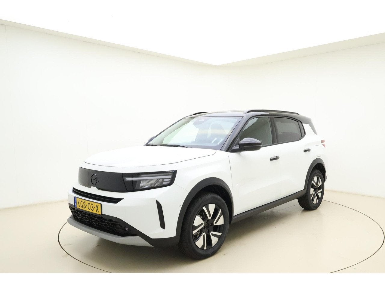 Opel Frontera 1.2 Turbo Hybrid GS 7p DEMO | Stoelverwarming, Auto's, Automaat, 145 pk, Stof, Gebruikt