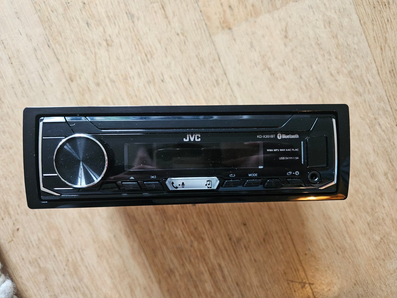 JVC KD-X351BT Autoradio met Bluetooth, Auto diversen, Ophalen of Verzenden, Zo goed als nieuw