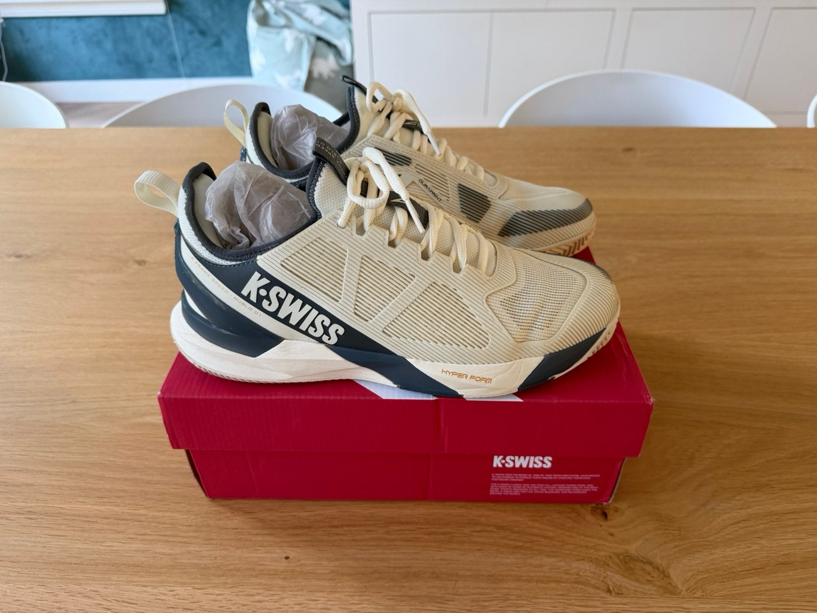 K-swiss tennisschoenen, Ophalen of Verzenden, Zo goed als nieuw, Wit, Sportschoenen