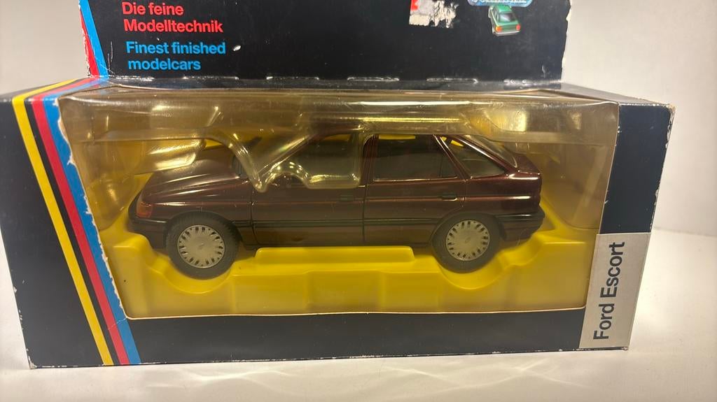 Ford escort schabak 1.24, Hobby en Vrije tijd, Modelauto's | 1:24, Overige merken, Ophalen of Verzenden, A, A