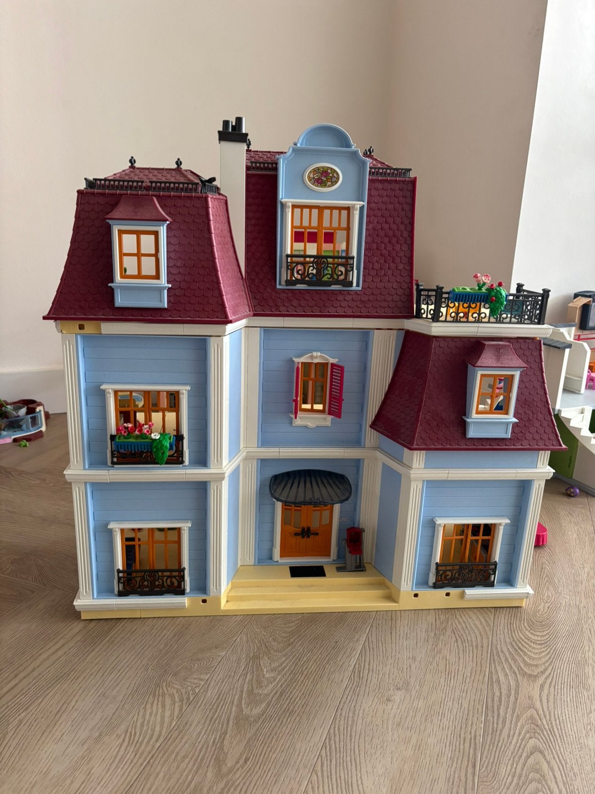 Playmobil - Diverse huizen en voertuigen, Ophalen, Zo goed als nieuw, Poppenhuis