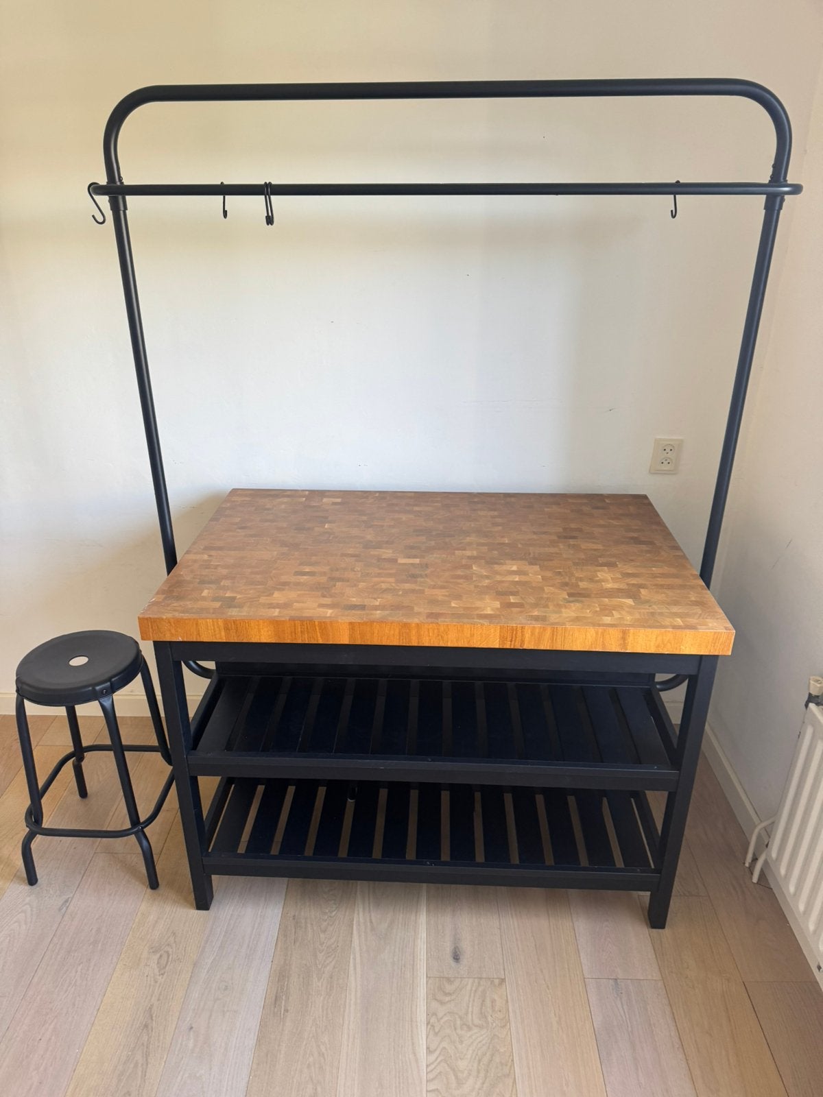 IKEA VADHOLMA keukeneiland, Huis en Inrichting, Ophalen, Zo goed als nieuw