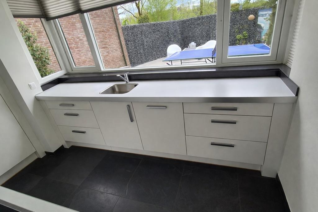 Witte Tulp Keuken met Kookeiland en Dubbele Hoge Kast, Gebruikt, Wit, Overige typen, Ophalen of Verzenden