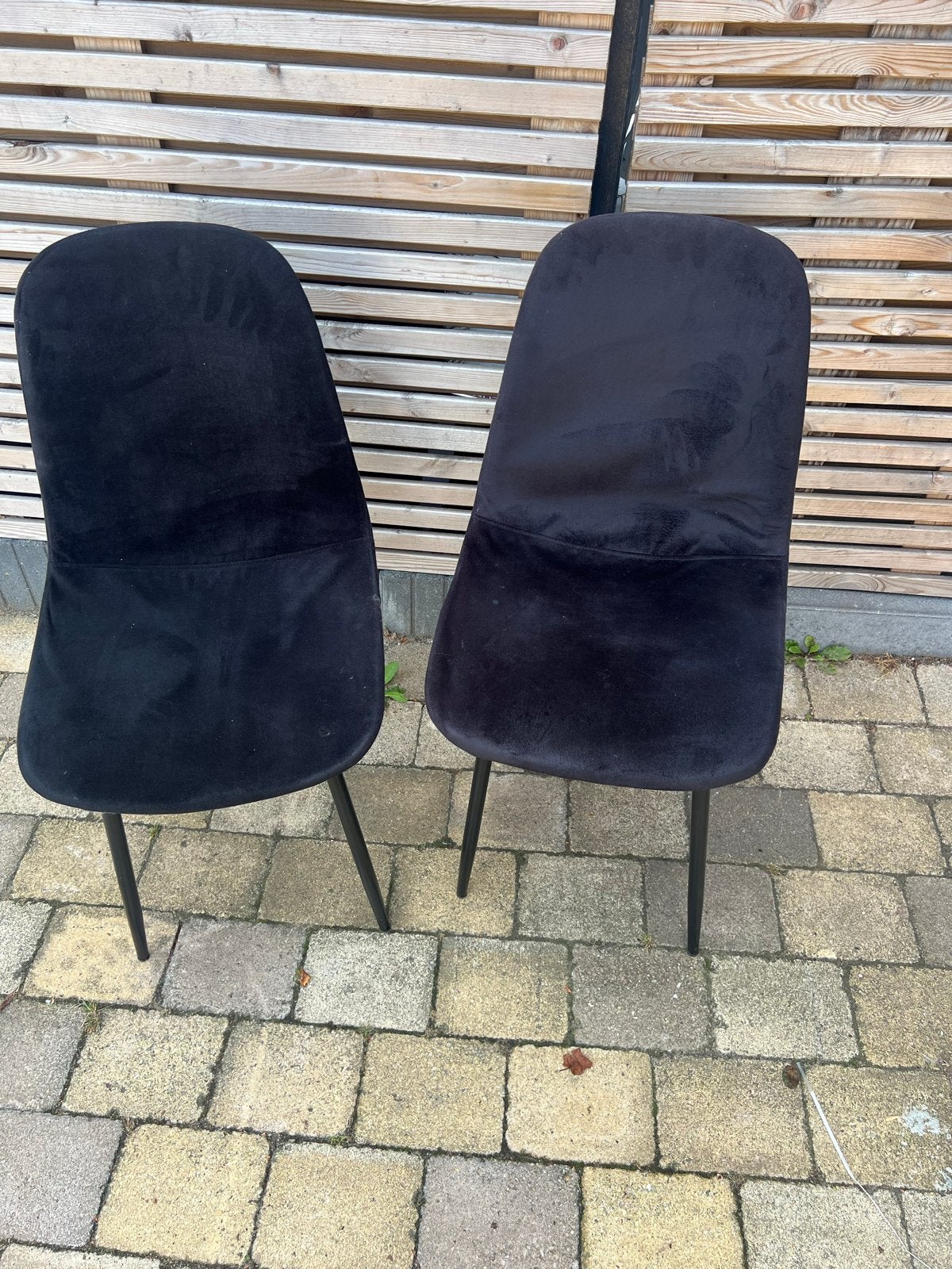 Vier zwarte fluwelen eetkamerstoelen van de action, Ophalen, Gebruikt, Zwart, Vier