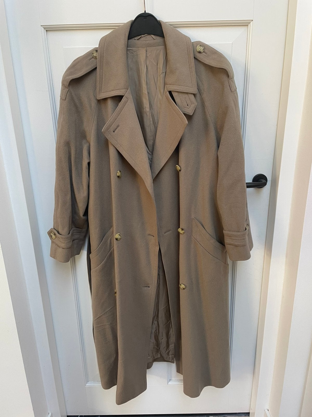 Vintage lange wollen jas van Linea Milano by Richard Müller, Ophalen of Verzenden, Zo goed als nieuw, Maat 42/44 (L), Beige