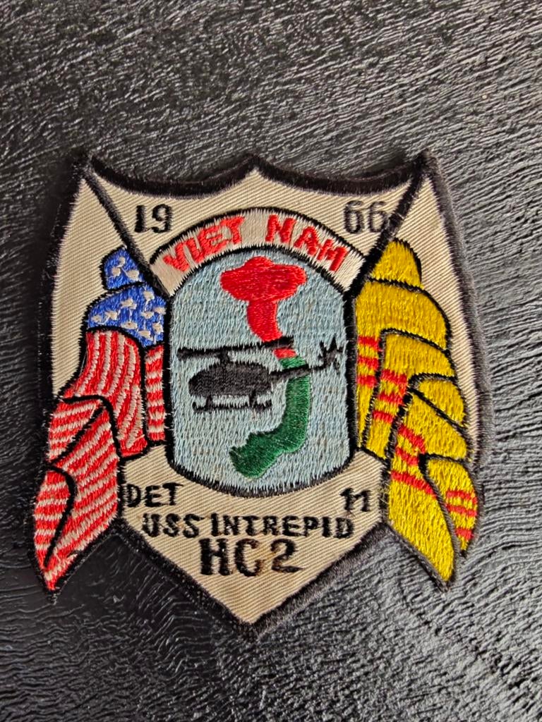 USN USS Intrepid HC-2 Aviation Helicopter Squadron 2 Vietnam, Ophalen of Verzenden, Luchtmacht, Nederland, Embleem of Badge