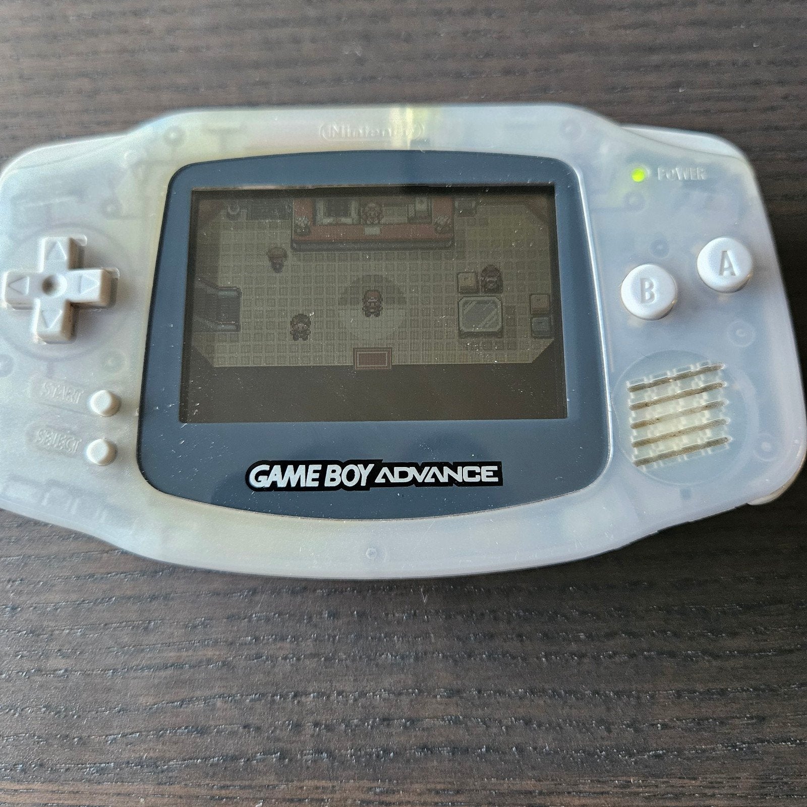gameboy advance met pokemon leaf green en Emerald (orgineel), Spelcomputers en Games, Spelcomputers | Nintendo Game Boy, Ophalen of Verzenden