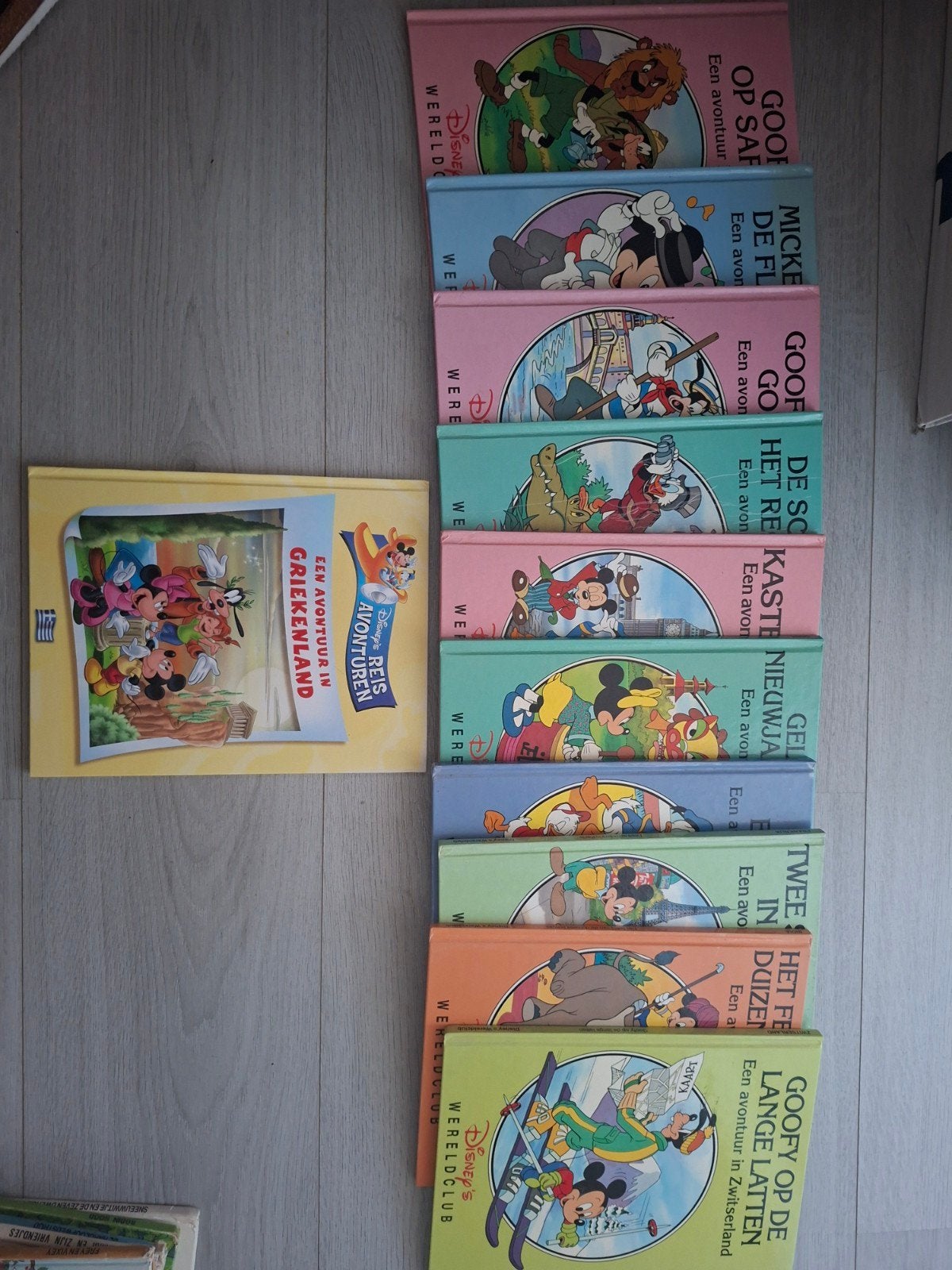 Disney op reisavonturen: 10 Wereldclub boeken + 1 nieuwere, Ophalen of Verzenden, Gelezen, Walt Disney, Sprookjes