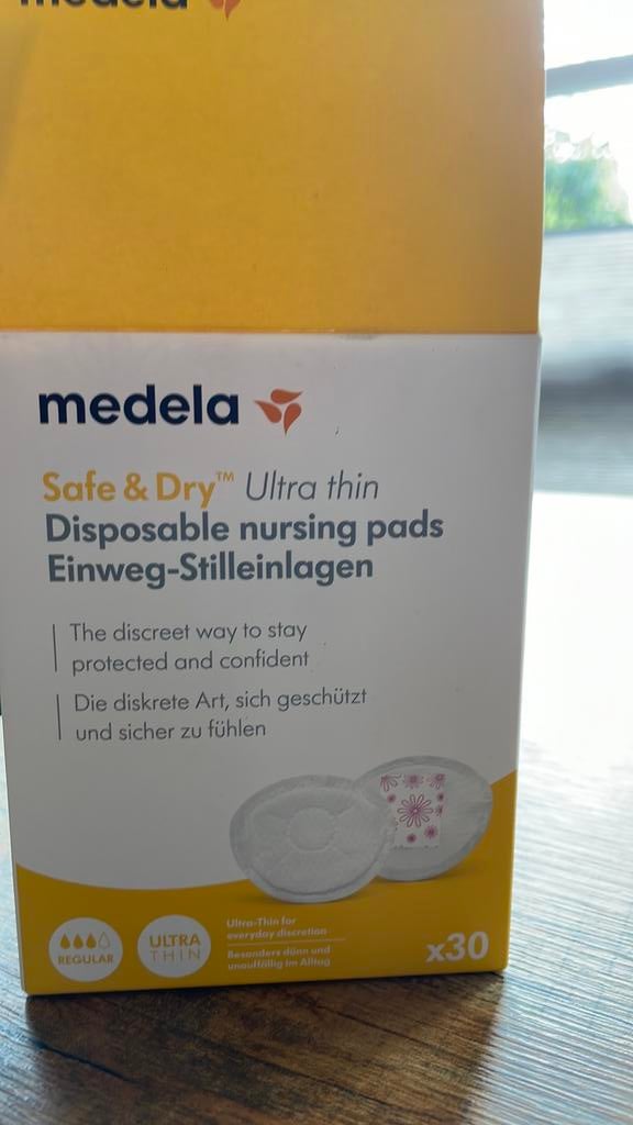 Medela zoogcompressen, Ophalen of Verzenden, Zo goed als nieuw, Overige typen