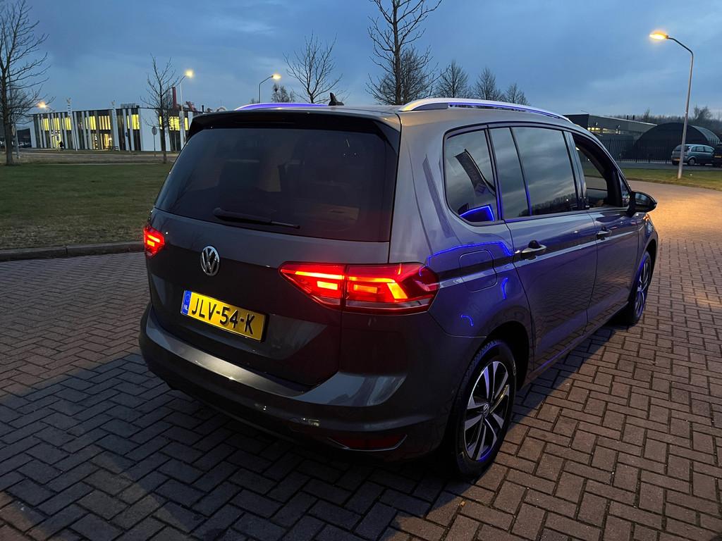 Volkswagen TOURAN 1.0 TSI IQ Drive Business 7p, Voorwielaandrijving, Euro 6, Bedrijf, Handgeschakeld