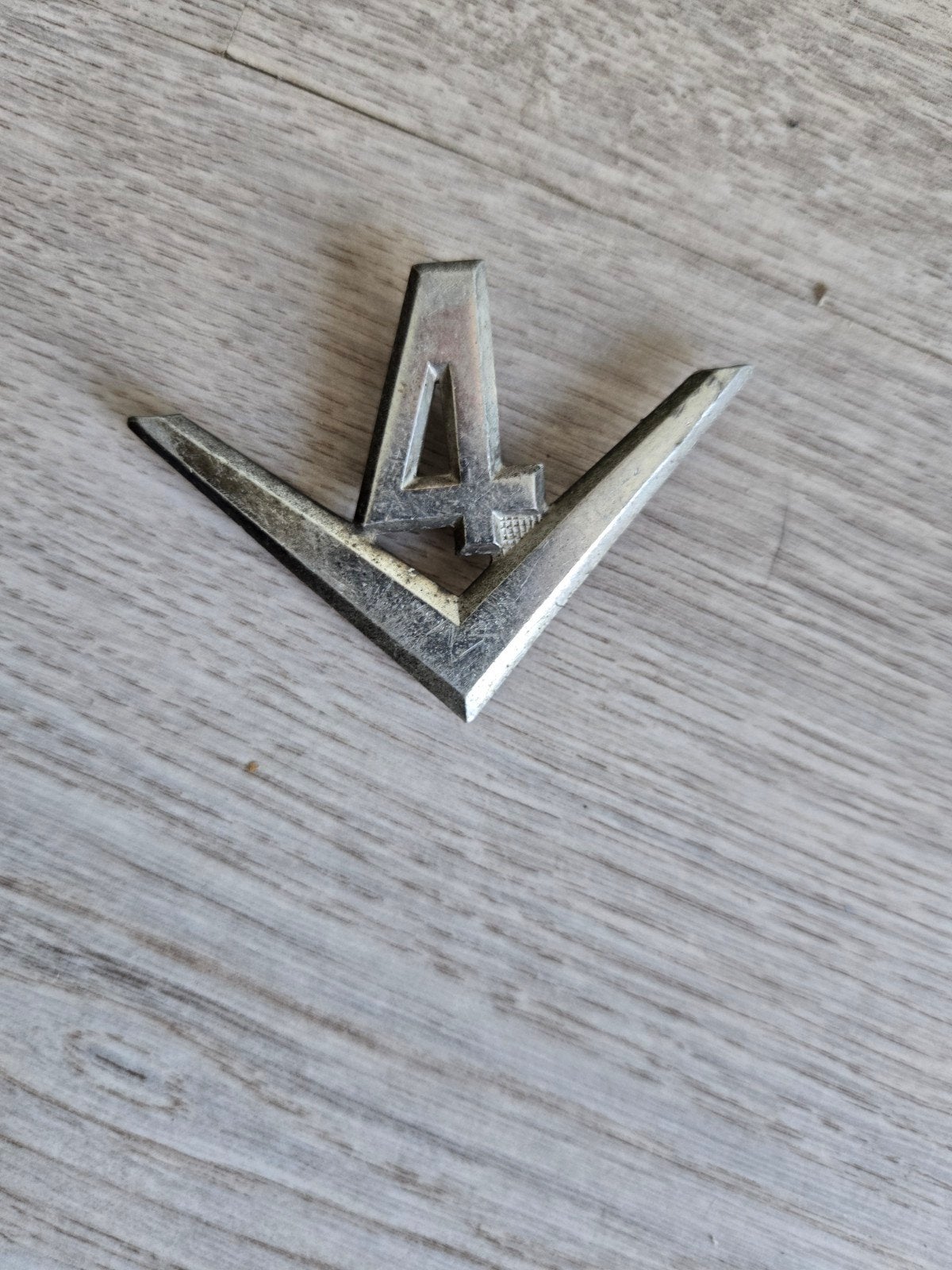 Saab v4 embleem, Auto-onderdelen, Ophalen of Verzenden, Saab
