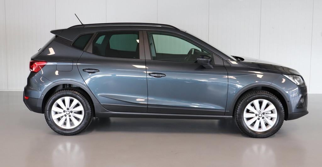 Seat Arona 1.0 TSI Style Business Intense met trekhaak, Voorwielaandrijving, Stof, Gebruikt, 95 pk
