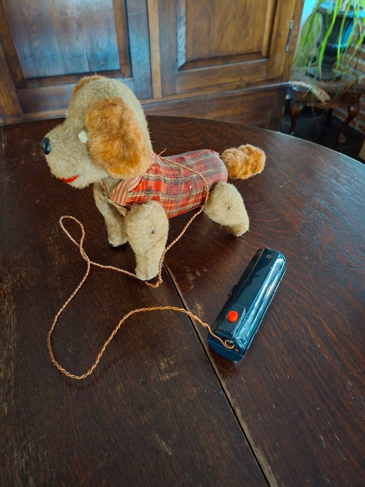 Oud loop hondje, Antiek en Kunst, Ophalen