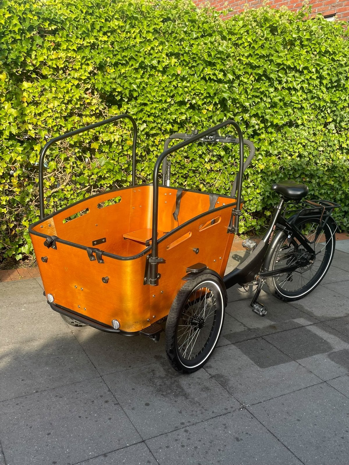 Vogue Superior 3 Elektrisch bakfiets, Ophalen, Zo goed als nieuw, 4 kinderen of meer, Elektrisch
