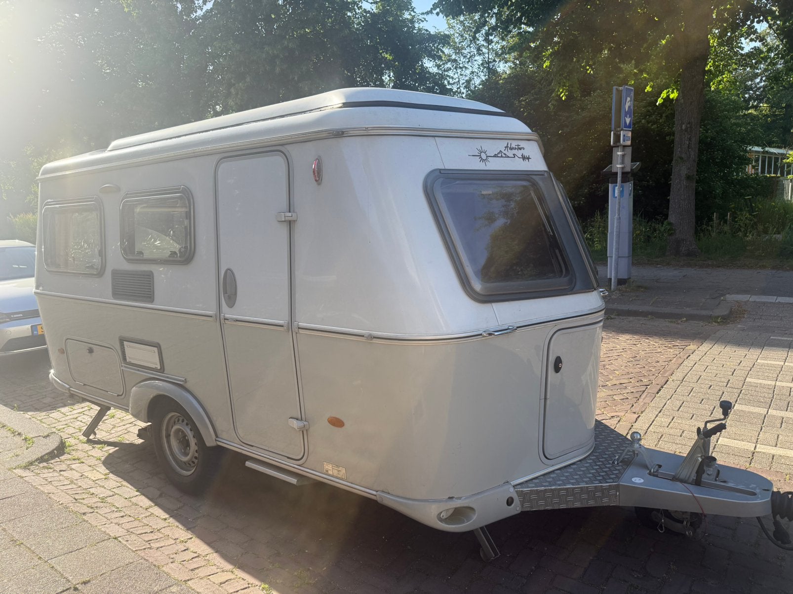 Caravan Eriba Touring 430 Compleet & Stijlvol met keuring, Caravans en Kamperen, Schokbreker, Treinzit, Tot en met 3, Particulier