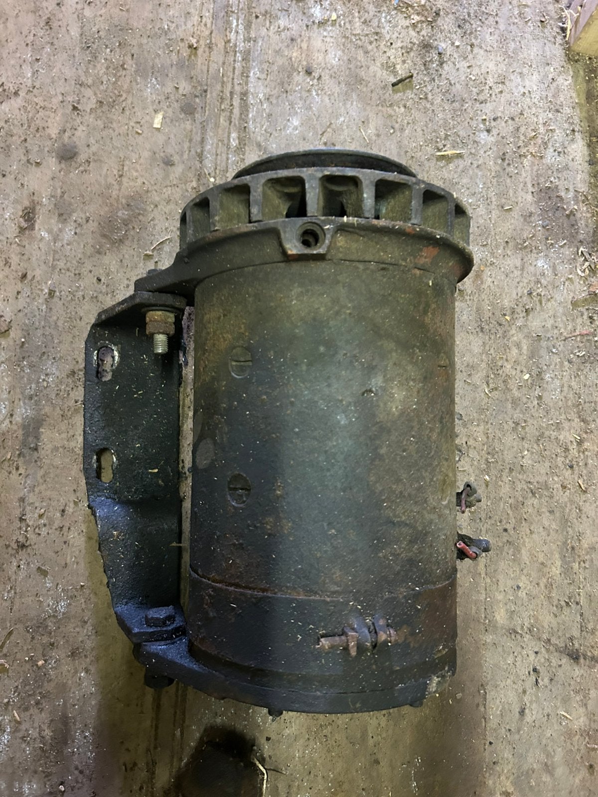 12 Volt dynamo Dodge., Ophalen, Nederland