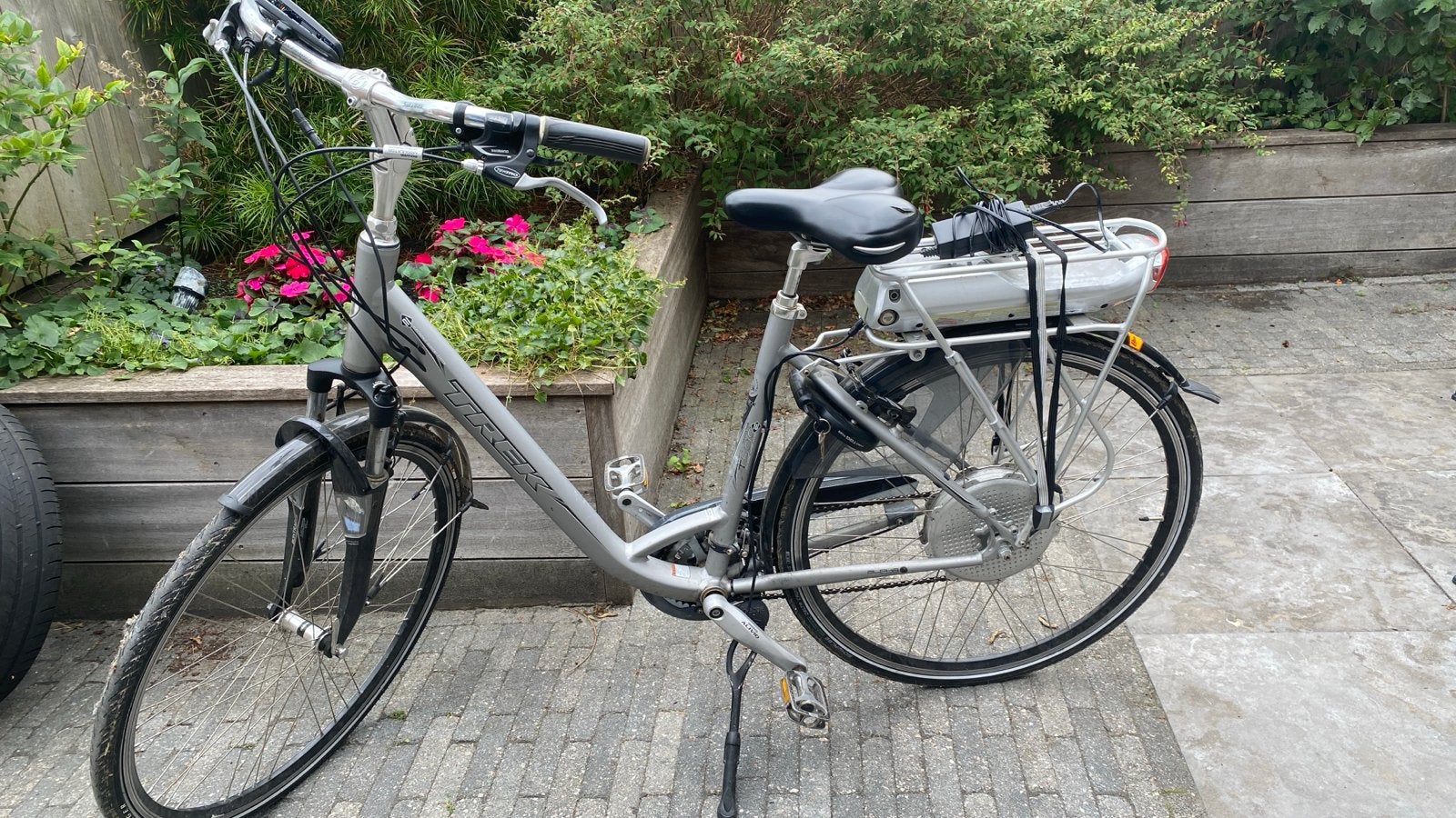 Trek elektrische fiets, met defecte display, Fietsen en Brommers, Gebruikt, 51 tot 55 cm, 30 tot 50 km per accu, Ophalen