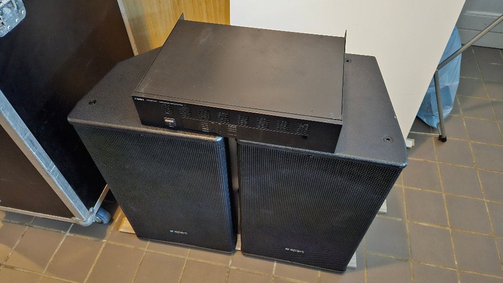 Apart/Bi-Amp Mask12 speakerset met REVAMP2600, Speakerset, Zo goed als nieuw, Ophalen, 150 watt of meer