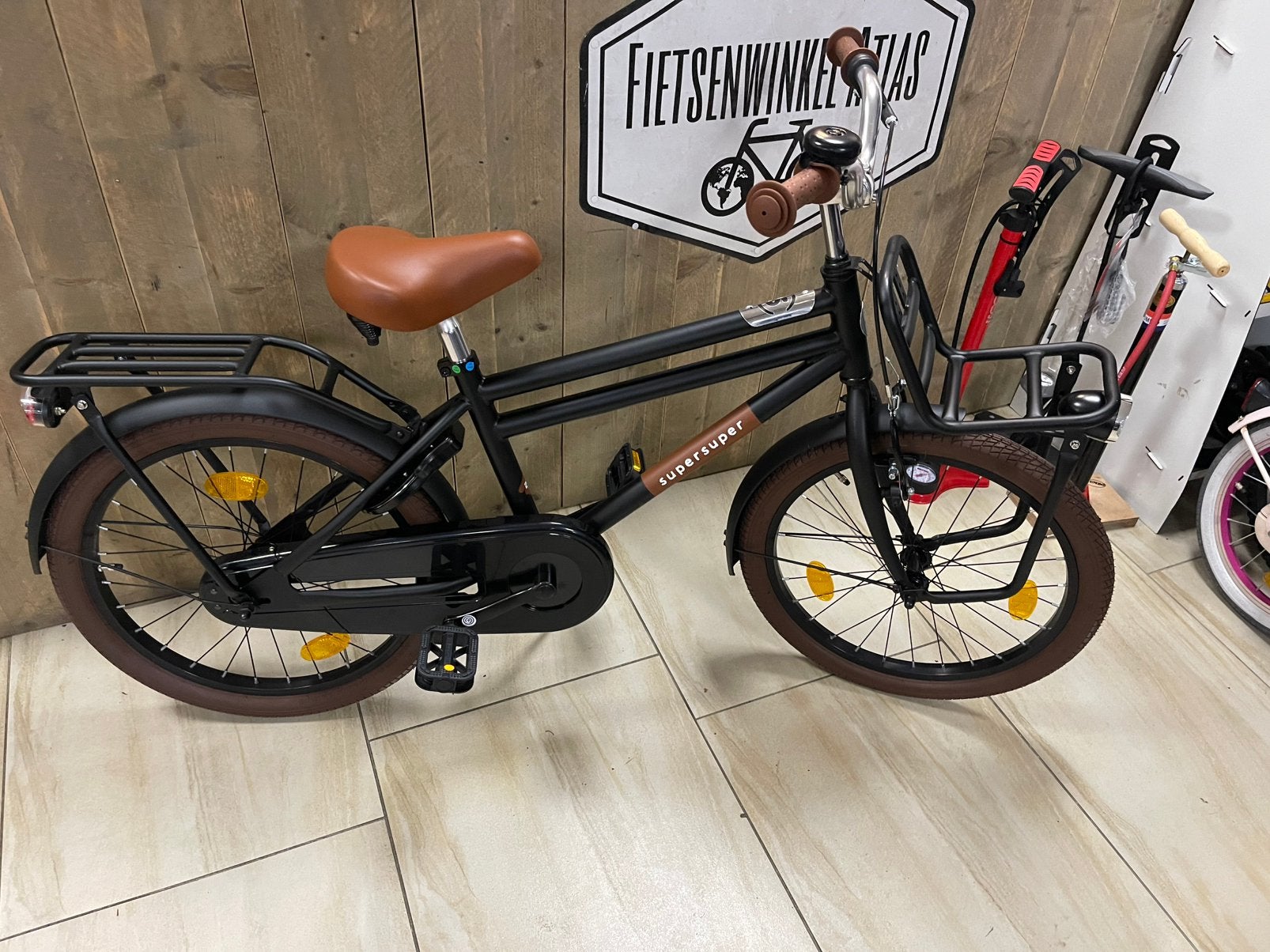 (NIEUW) super super jongensfiets 18 en 20 inch, Ophalen, Zo goed als nieuw, 26 inch of meer, Versnellingen