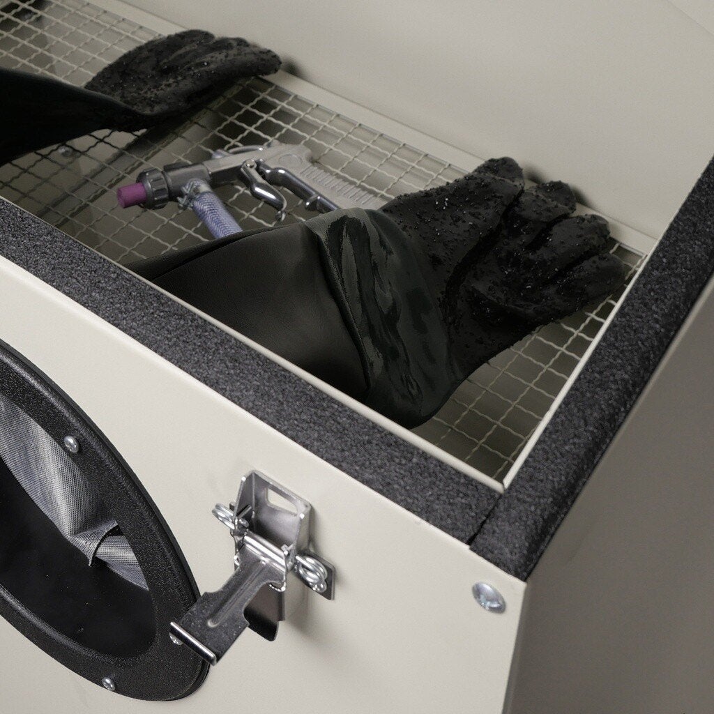 Zandstraalkast 220ltr met voorklep, Verzenden