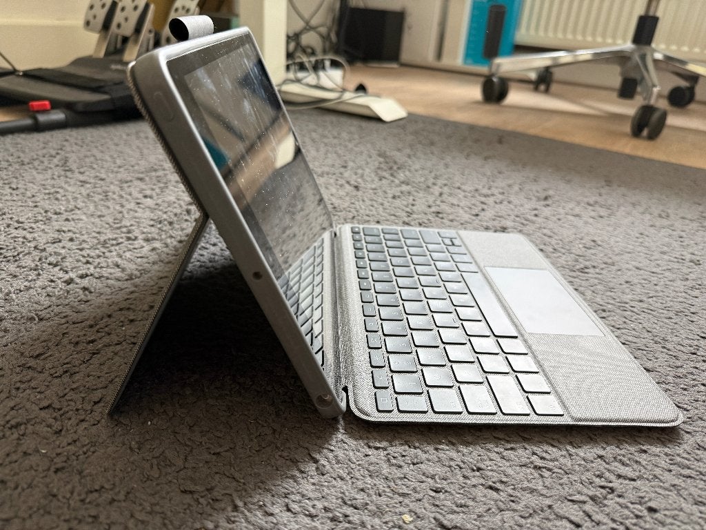 Logitech Combo Touch for iPad 9th, Ophalen of Verzenden, Zo goed als nieuw, Bescherming, Apple